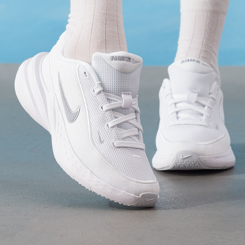 Nike IB2766-101 Kadın Koşu Aya - Women Shoes Running Nike incelemesi ve fiyatı